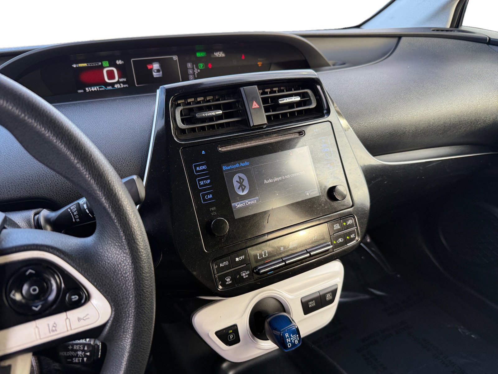 Used 2017 Toyota Prius Two image 13