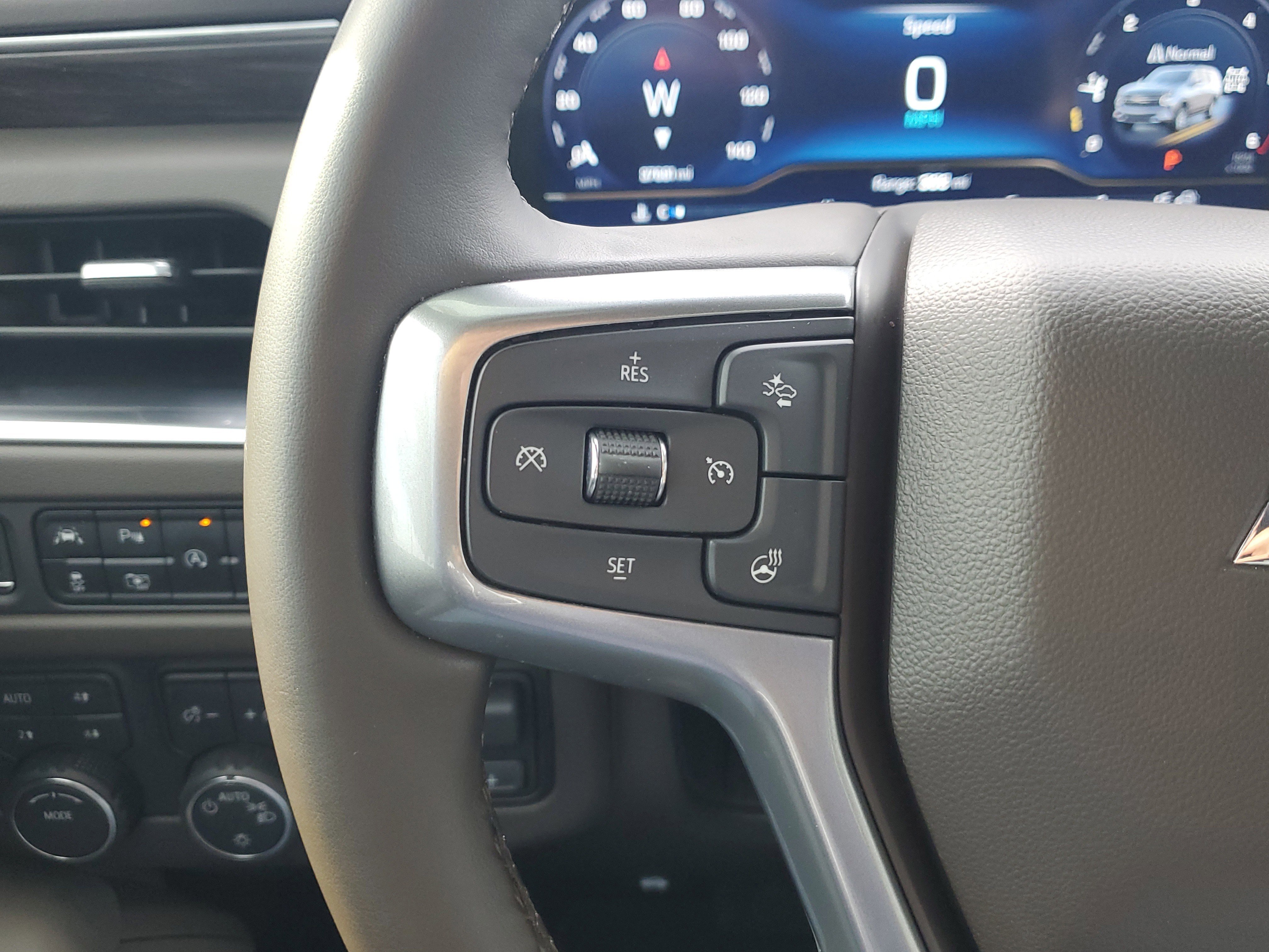 Used 2024 Chevrolet Tahoe LT w/ LT Signature Package image 26