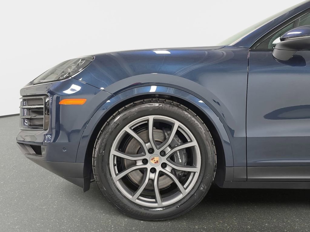 New 2026 Porsche Cayenne Coupe AWD/4WD image 10