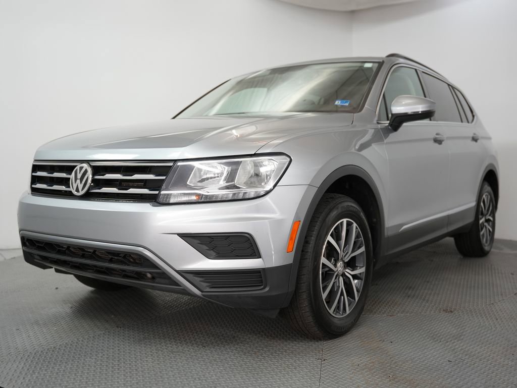Used 2020 Volkswagen Tiguan SE FWD image 3