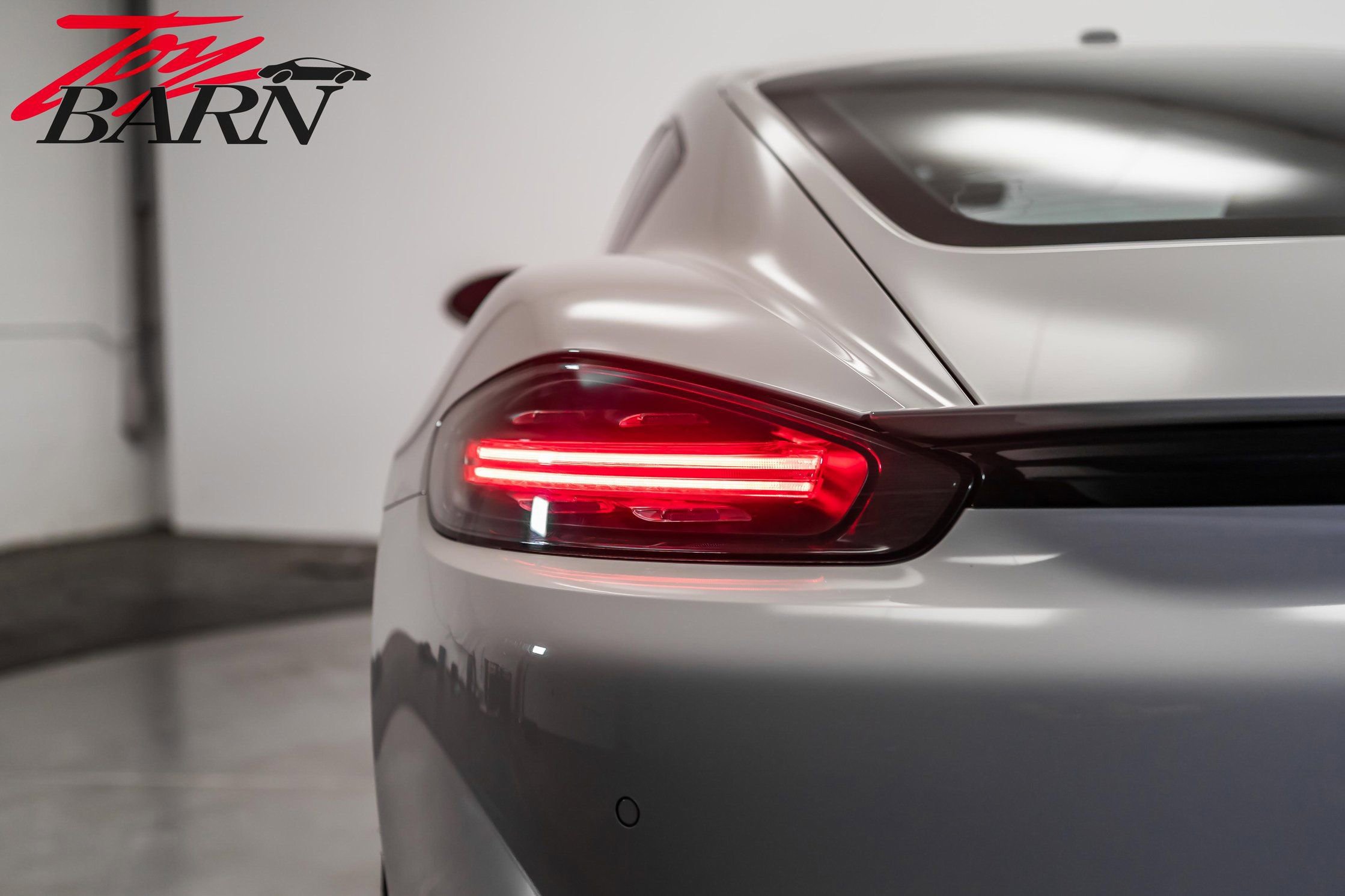 Used 2018 Porsche 718 Cayman S image 13