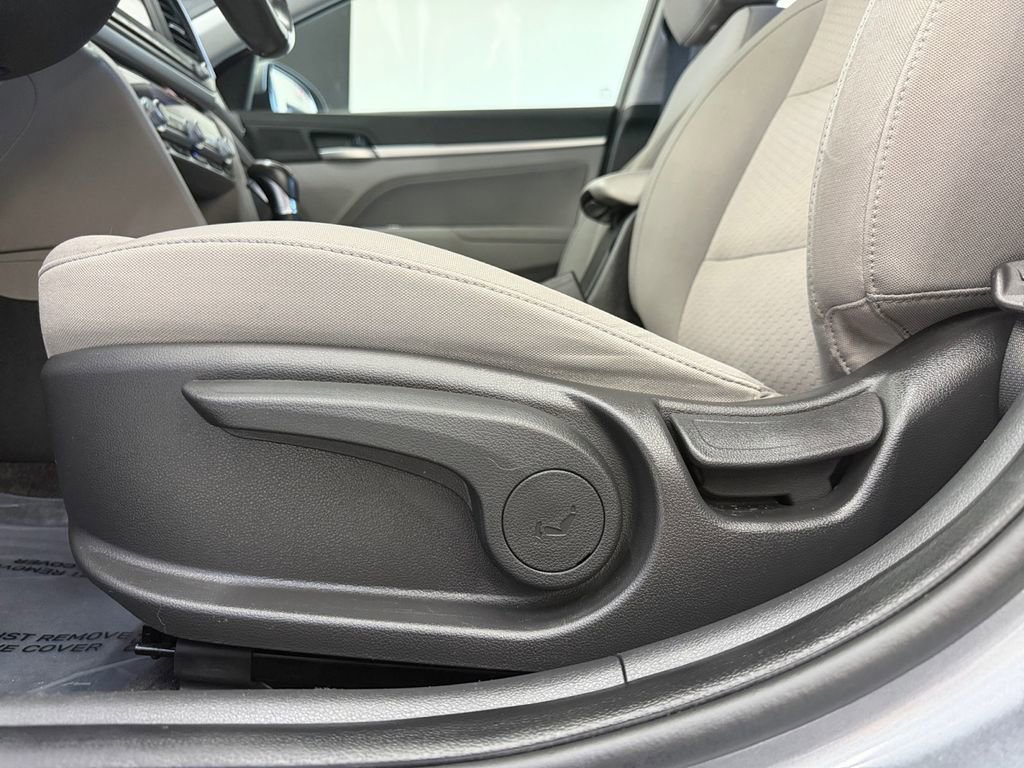 Used 2019 Hyundai Elantra Value Edition FWD image 22