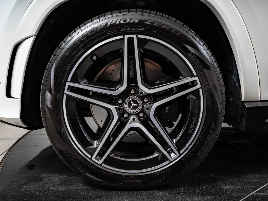 Certified 2023 Mercedes-Benz GLS 580 4MATIC image 13