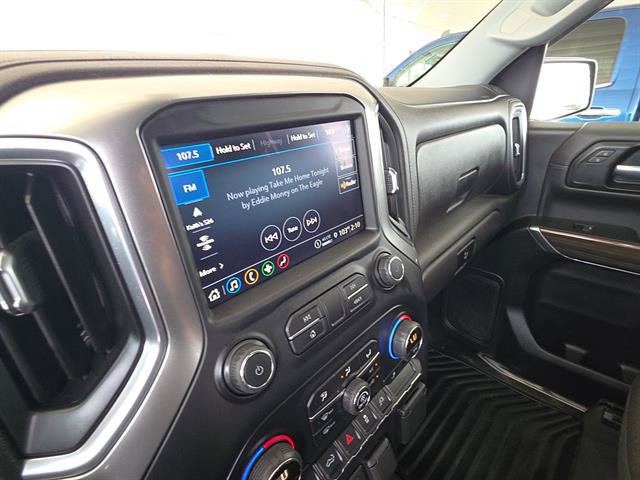 Used 2021 Chevrolet Silverado 1500 LT w/ Z71 Off-Road Package AWD/4WD image 19