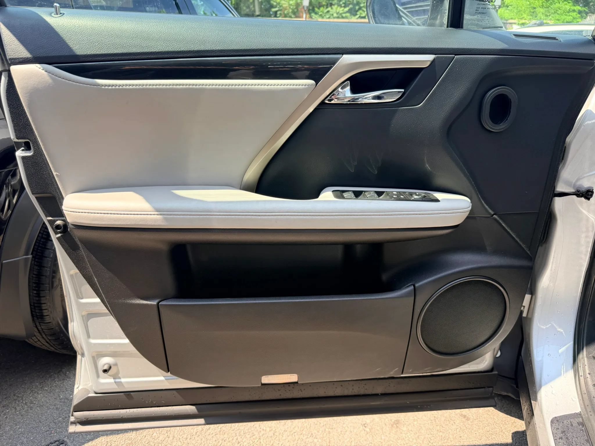 Used 2019 Lexus RX 350 AWD w/ Accessory Package image 11