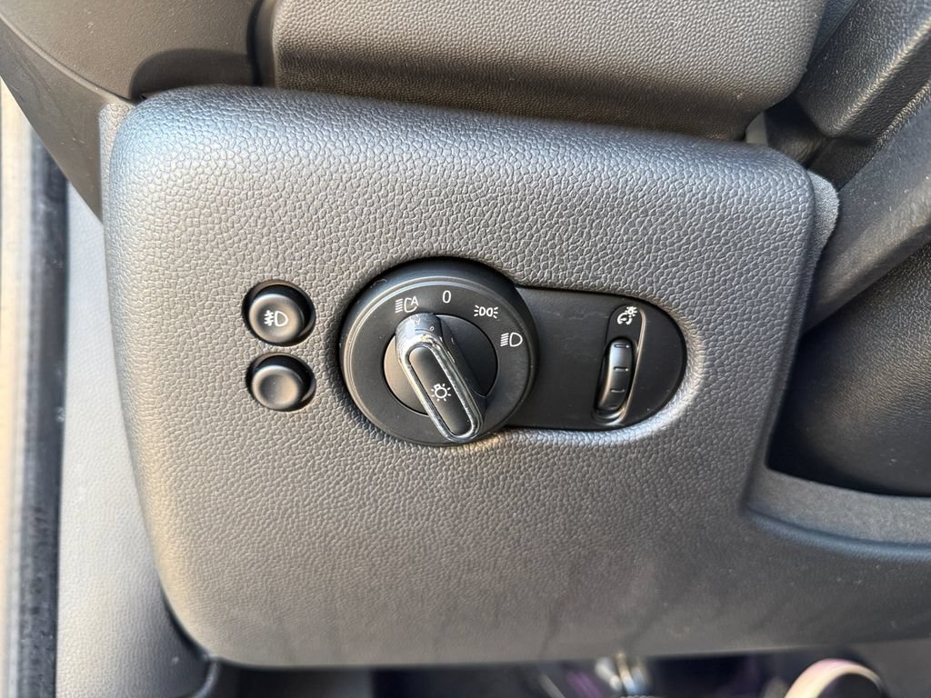Used 2021 MINI Cooper S FWD image 33