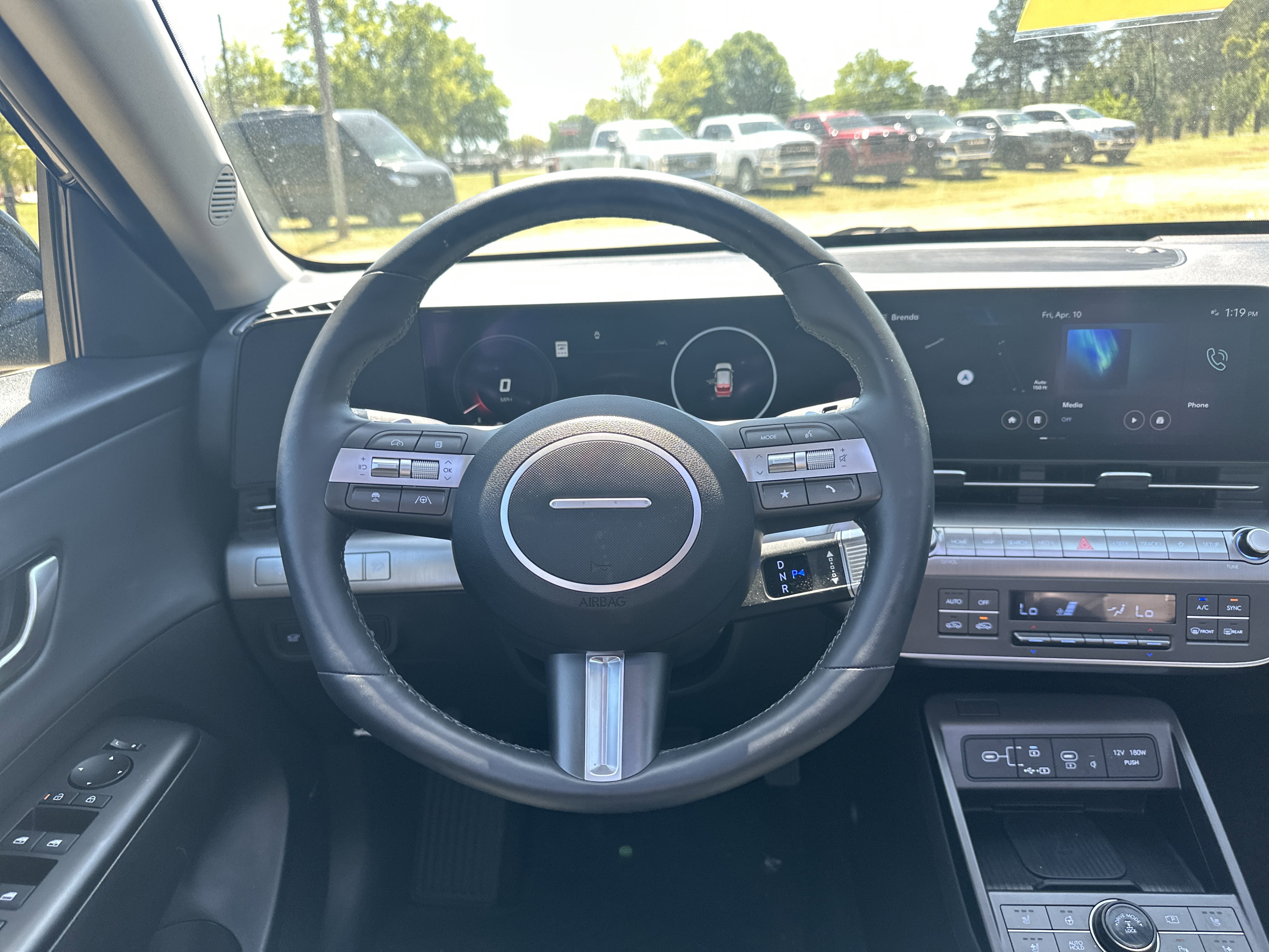 Used 2025 Hyundai Kona Limited image 24