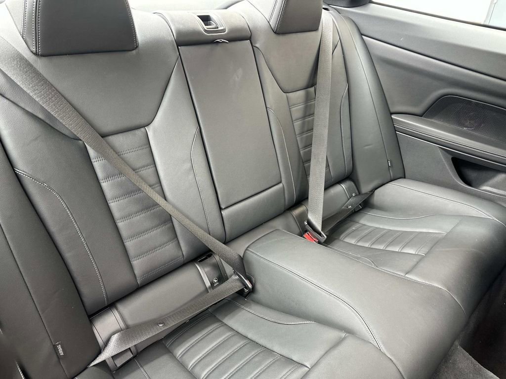 Used 2023 BMW 440i xDrive Coupe w/ Premium Package image 32