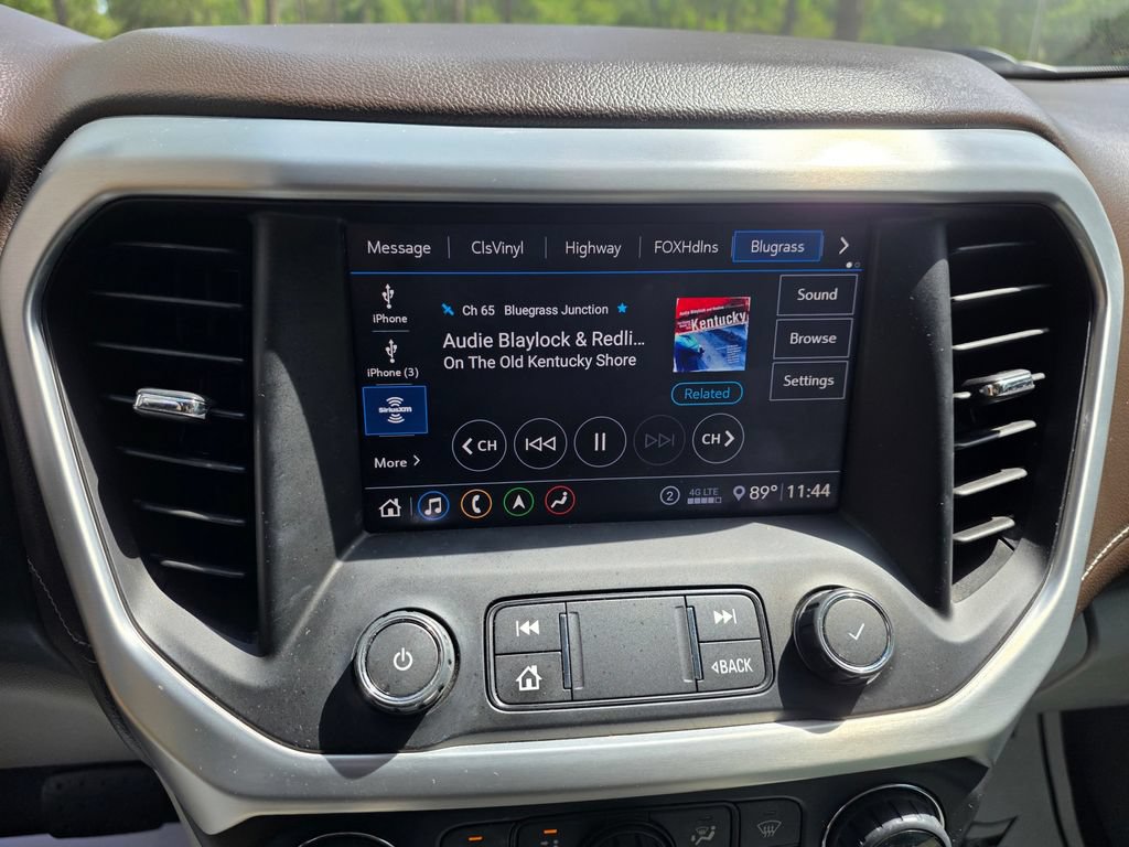 Used 2020 GMC Acadia SLT w/ Trailering Package FWD image 28