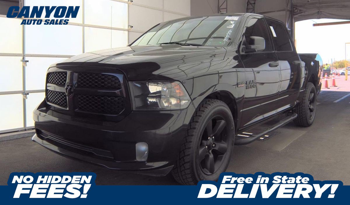 Used 2016 RAM 1500 Express w/ Black Ram 1500 Express Group AWD/4WD image 1