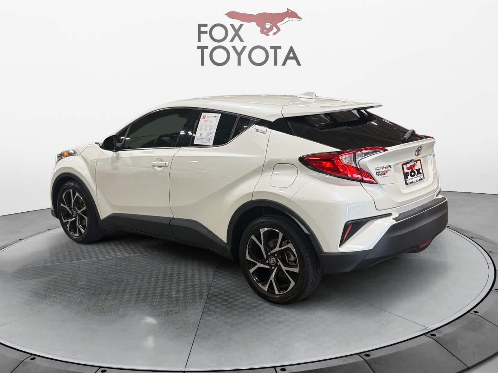 Used 2019 Toyota C-HR Limited FWD image 4