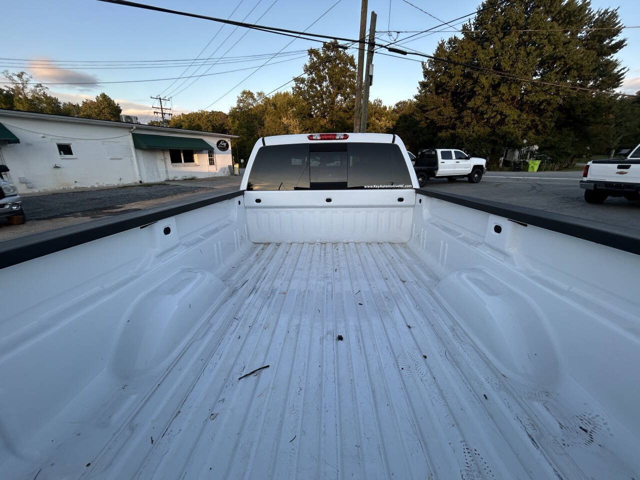 Used 2010 GMC Sierra 3500 SLT w/ SLT Convenience Package AWD/4WD image 8