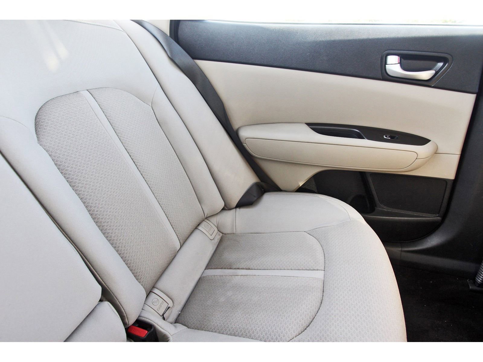 Used 2018 Kia Optima LX FWD image 14