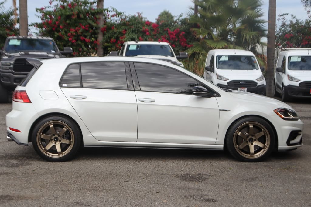 Used 2018 Volkswagen Golf R 4-Door AWD/4WD image 10