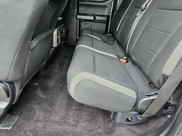 Used 2017 Ford F150 Raptor w/ Exterior Graphics Package image 18