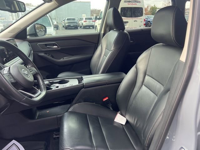 Used 2021 Nissan Rogue SL w/ Premium Package image 9