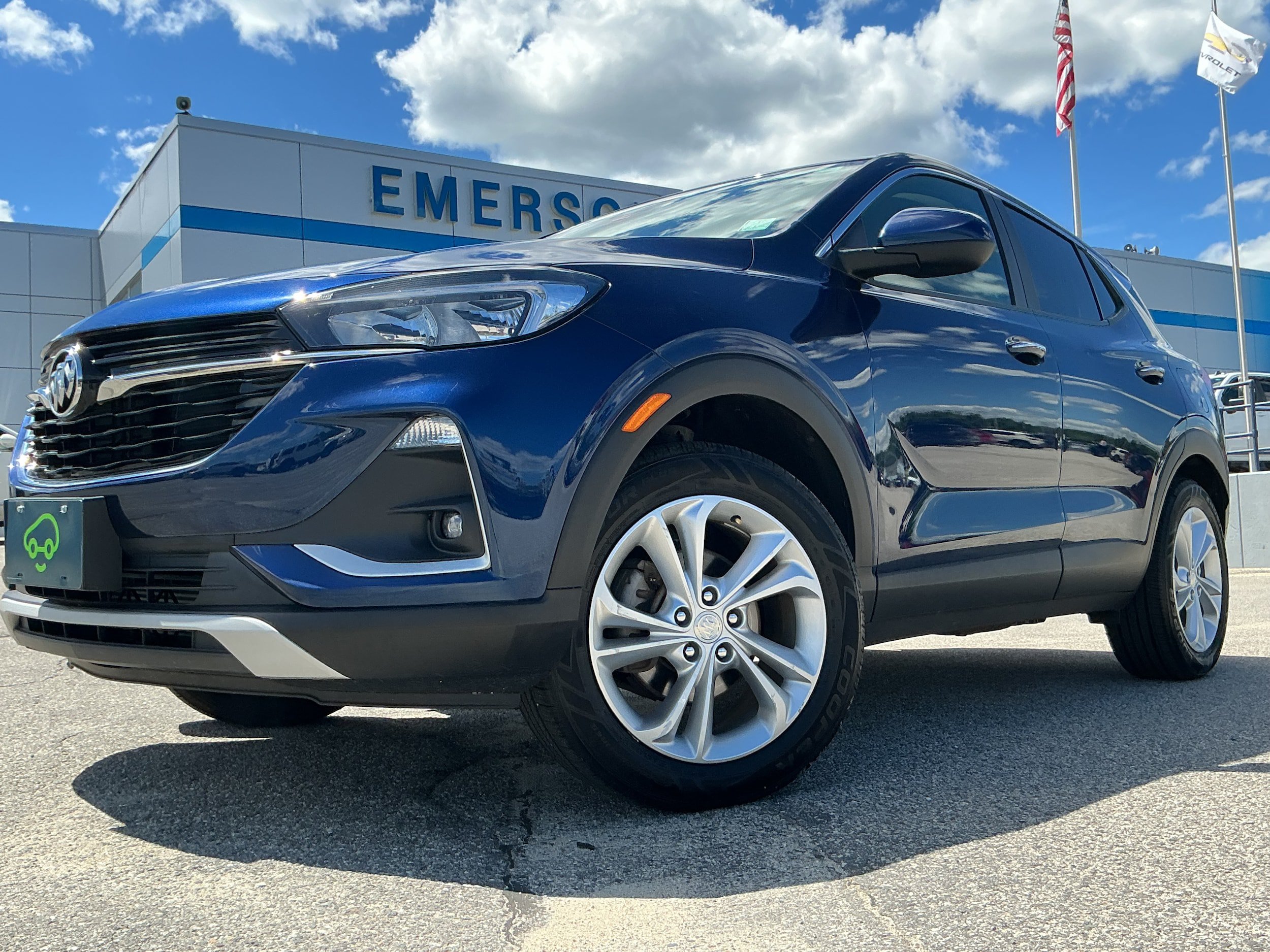 Certified 2022 Buick Encore GX Preferred w/ Cold Weather Comfort Package AWD/4WD image 2