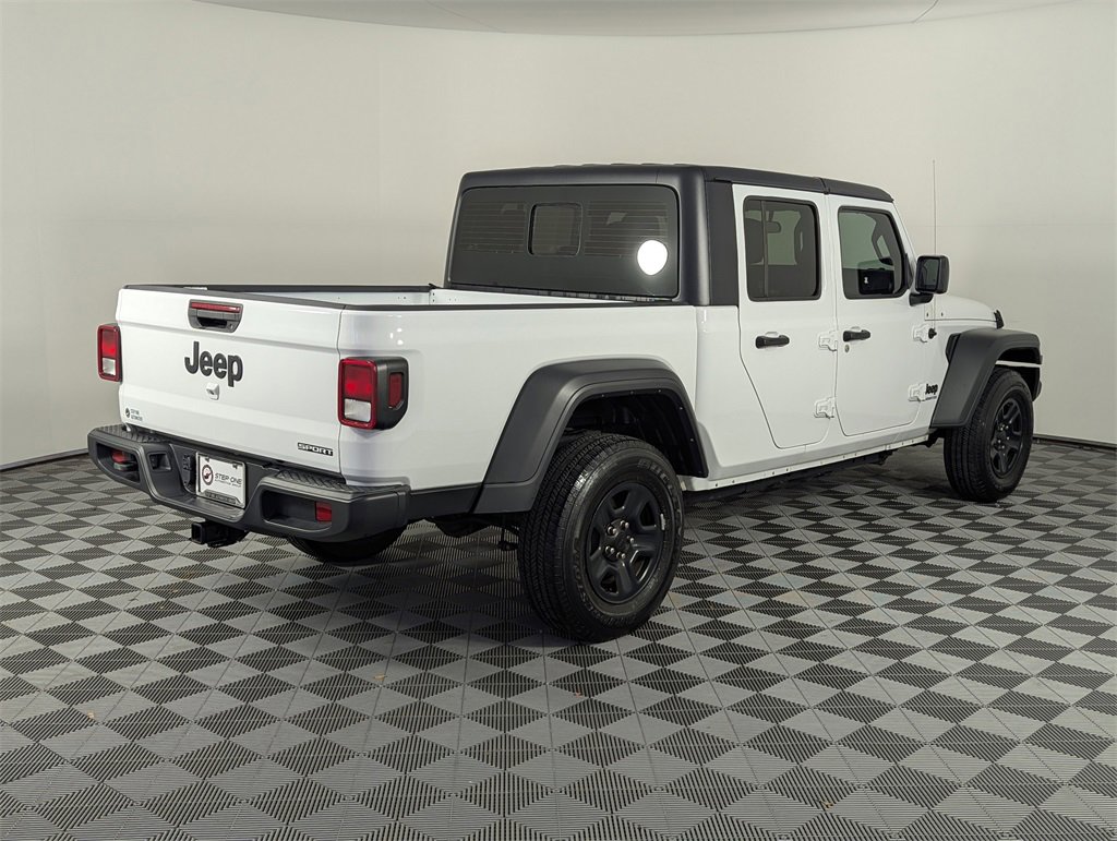 Used 2021 Jeep Gladiator Sport w/ Trailer Tow Package image 5