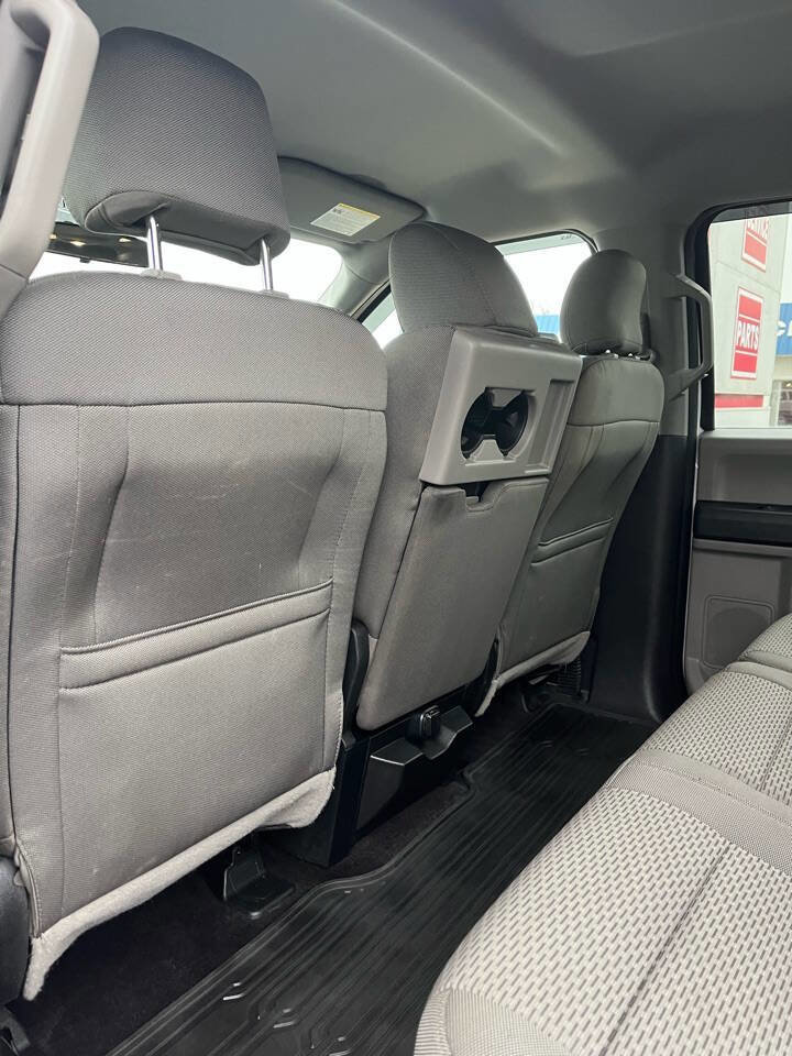 Used 2016 Ford F150 XLT w/ Trailer Tow Package image 28