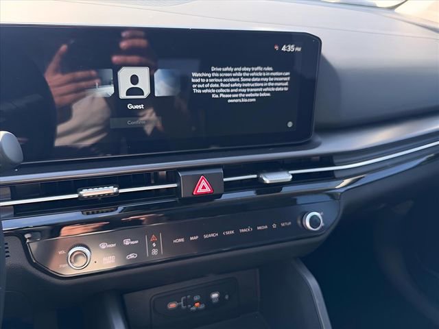 New 2026 Kia Sportage EX w/ EX Panorama Roof Package image 6