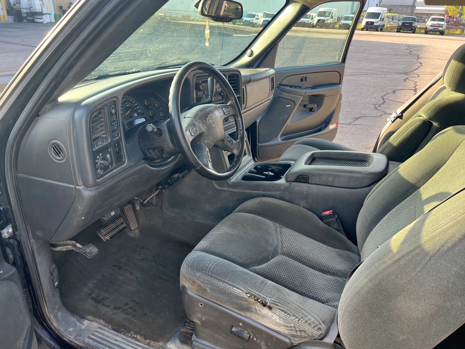 Used 2004 Chevrolet Silverado 1500 4x4 Extended Cab w/ Light Duty Power Package image 12