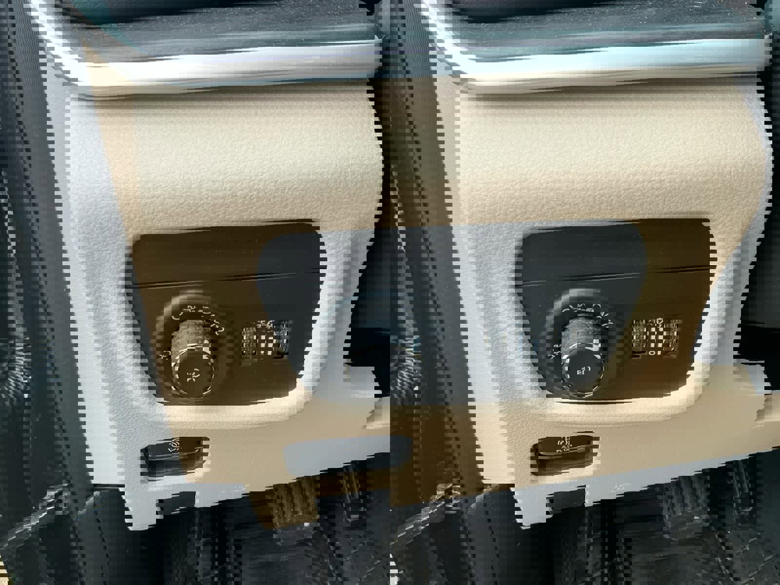 Used 2023 Jeep Grand Cherokee L Limited image 21