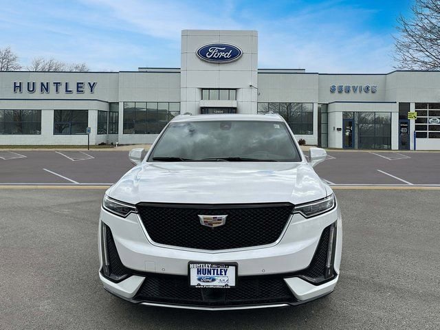 Used 2022 Cadillac XT6 Sport w/ Platinum Package image 3