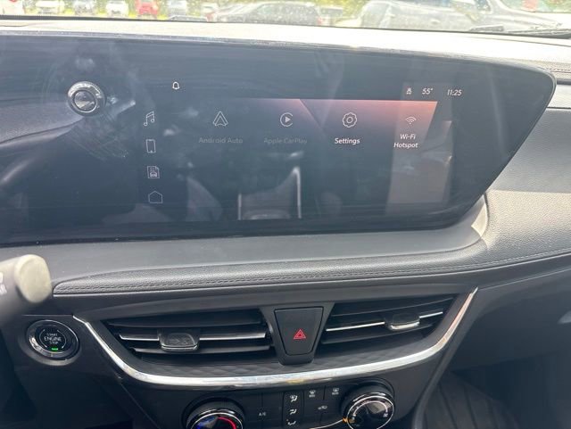 Used 2024 Buick Encore GX Preferred AWD/4WD image 19