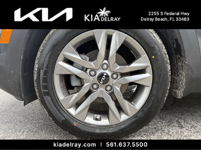Certified 2023 Kia Seltos S w/ Navigation Package FWD image 32