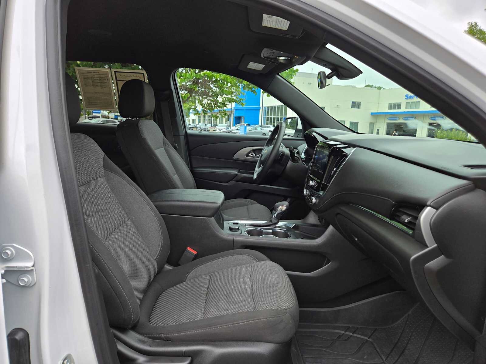 Used 2023 Chevrolet Traverse LT w/ LPO, Floor Liner Package AWD/4WD image 11