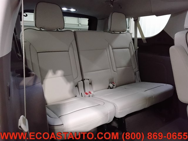 Used 2023 GMC Yukon XL Denali AWD/4WD image 17