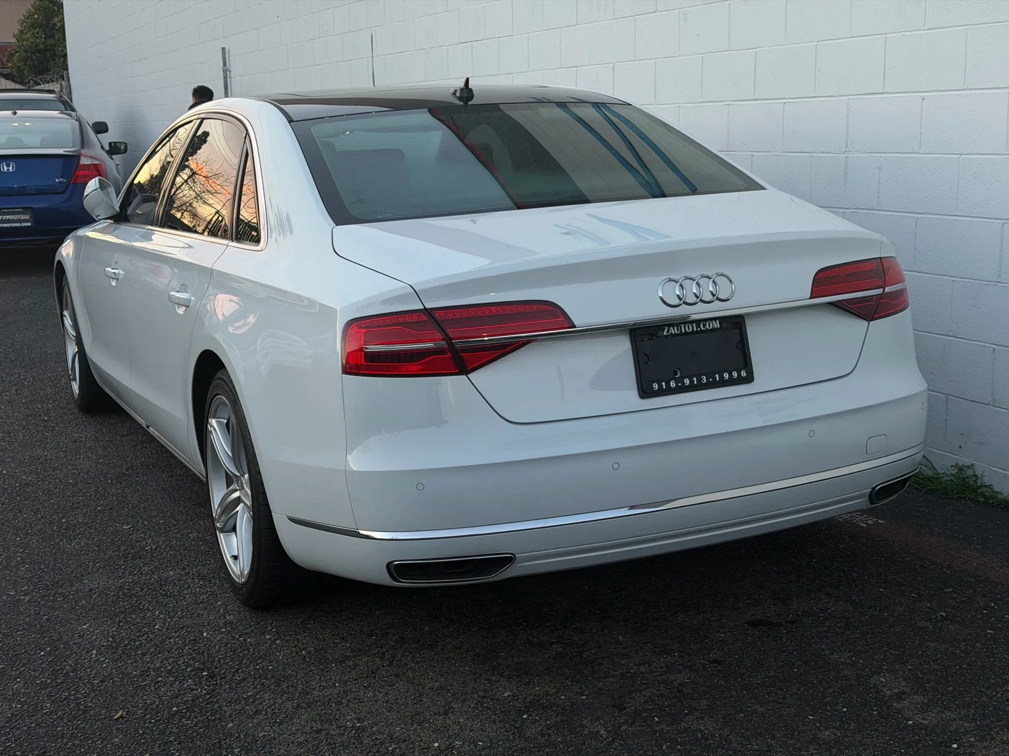 Used 2016 Audi A8 L TDI w/ Executive Package AWD/4WD image 4
