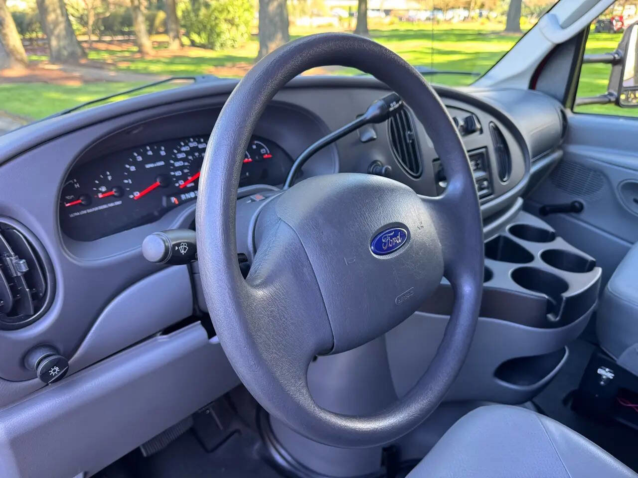 Used 2008 Ford E-350 and Econoline 350 Super Duty image 10