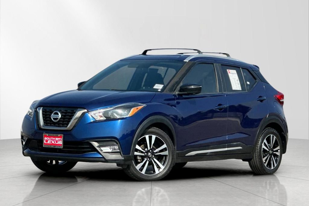 Used 2018 Nissan Kicks SR w/ Exterior Package
