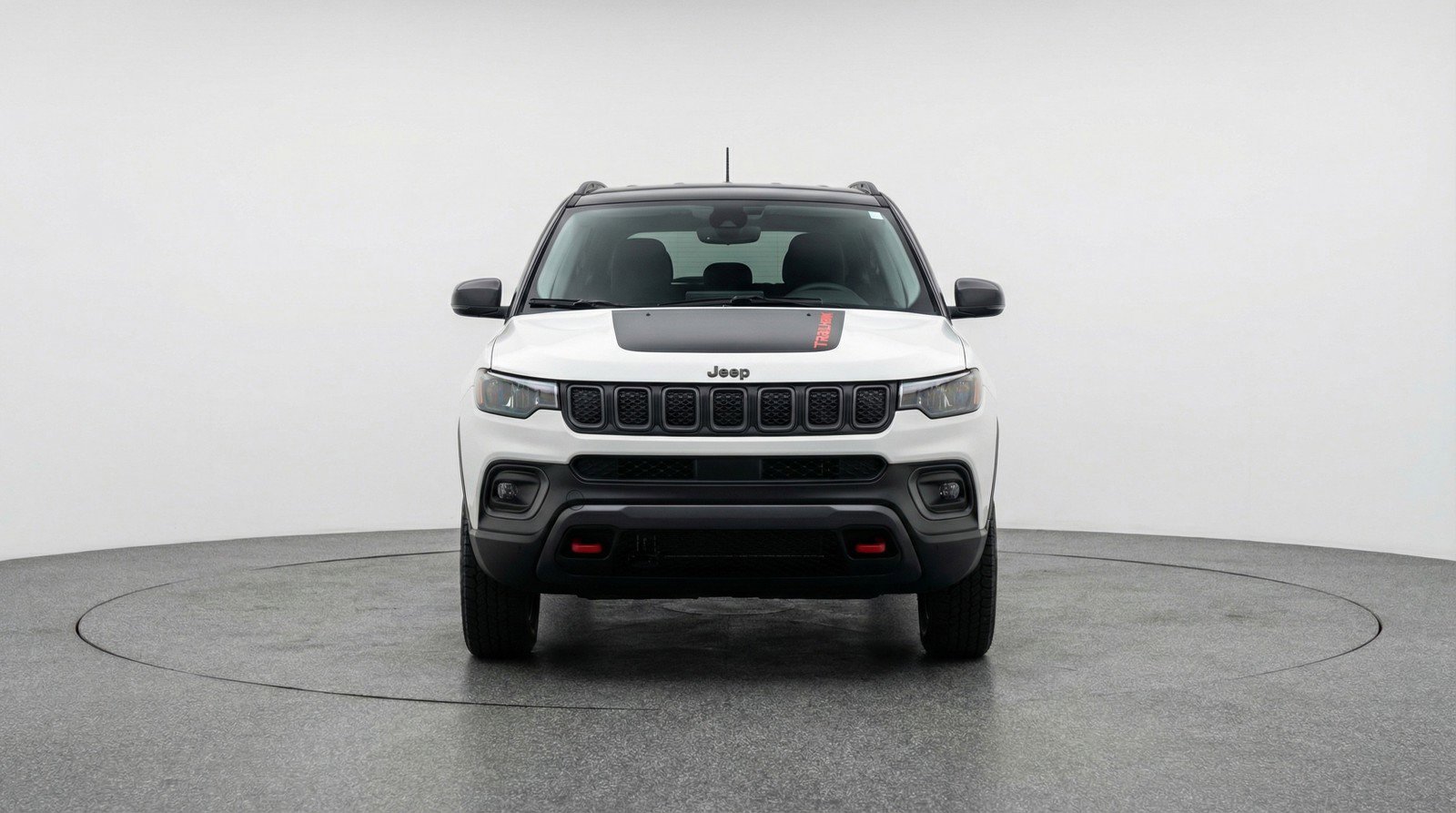Used 2025 Jeep Compass Trailhawk AWD/4WD image 2