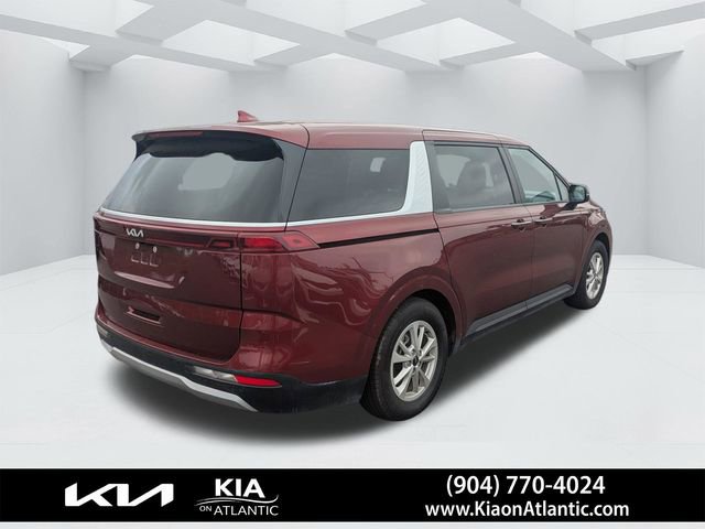 Used 2024 Kia Carnival LX FWD image 4