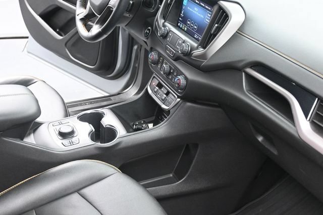 Used 2024 GMC Terrain AT4 AWD/4WD image 37
