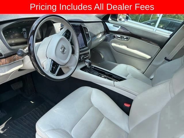 Used 2017 Volvo XC90 T6 Momentum w/ Vision Package AWD/4WD image 17