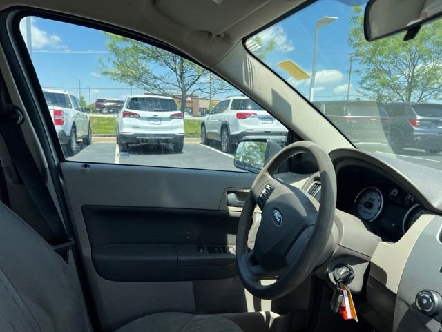 Used 2009 Ford Focus SE FWD image 30