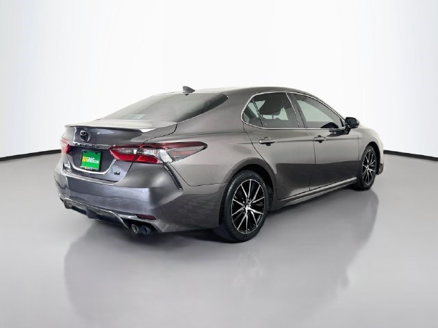 Used 2023 Toyota Camry SE w/ Convenience Package FWD image 10