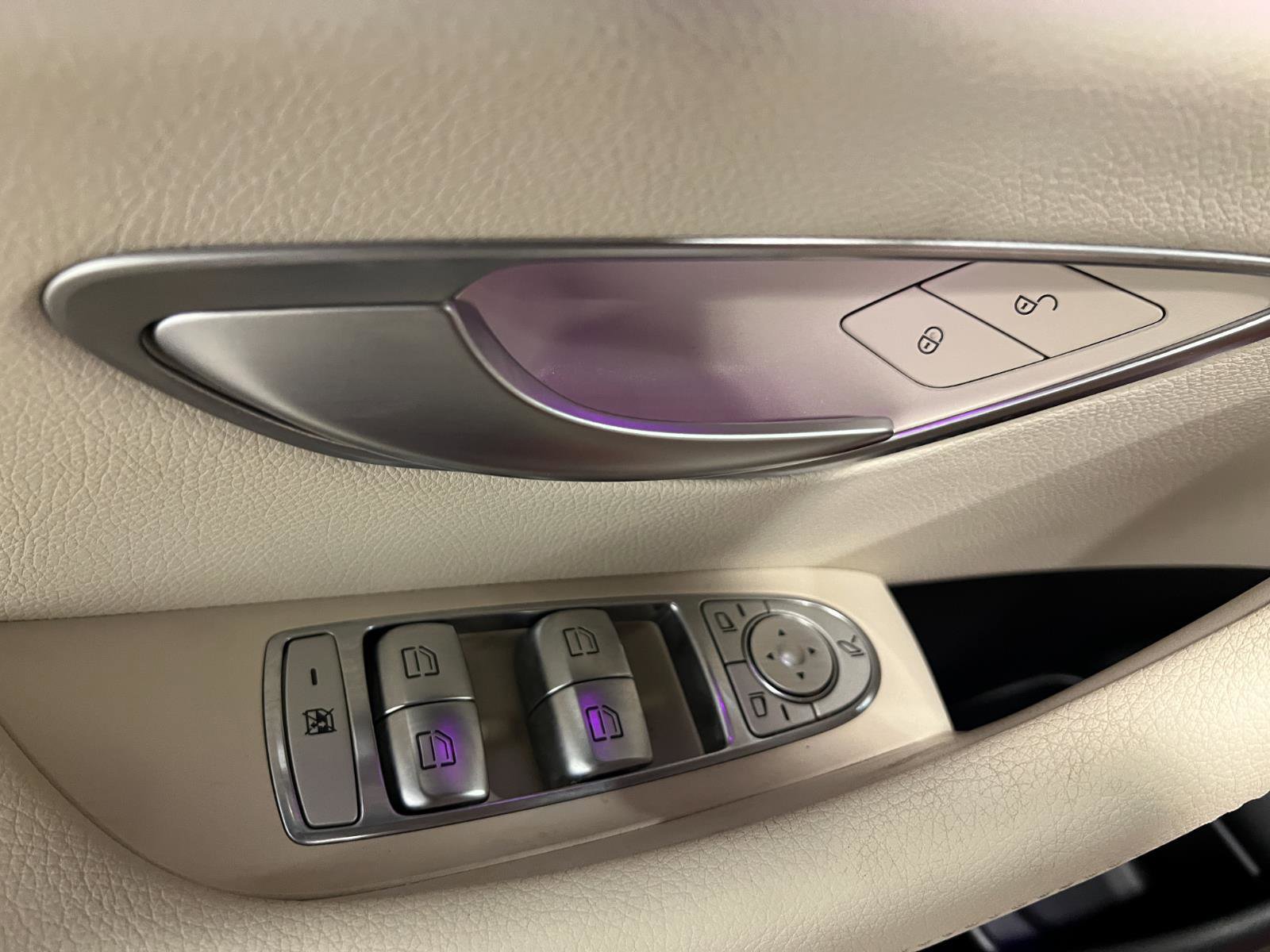 Used 2020 Mercedes-Benz E 350 4MATIC Sedan w/ Parking Assistance Package image 26