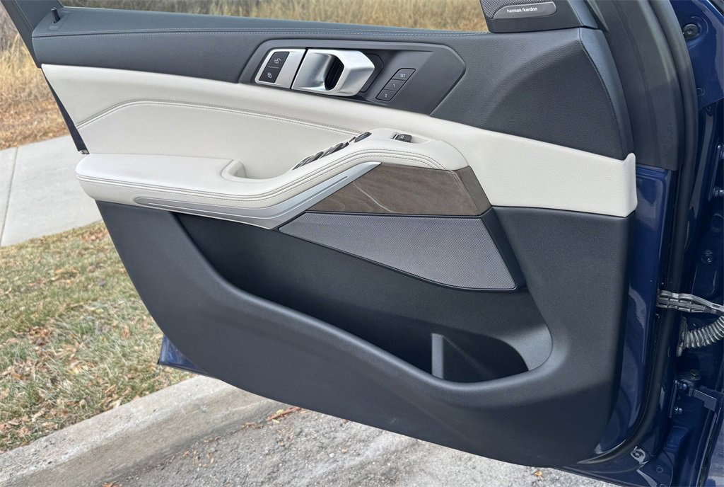 Used 2021 BMW X5 xDrive40i w/ Premium Package 2 image 15