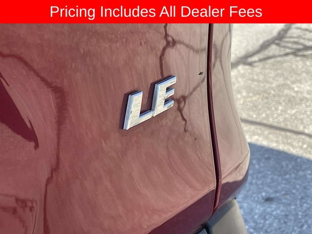 Used 2022 Toyota RAV4 LE FWD image 12