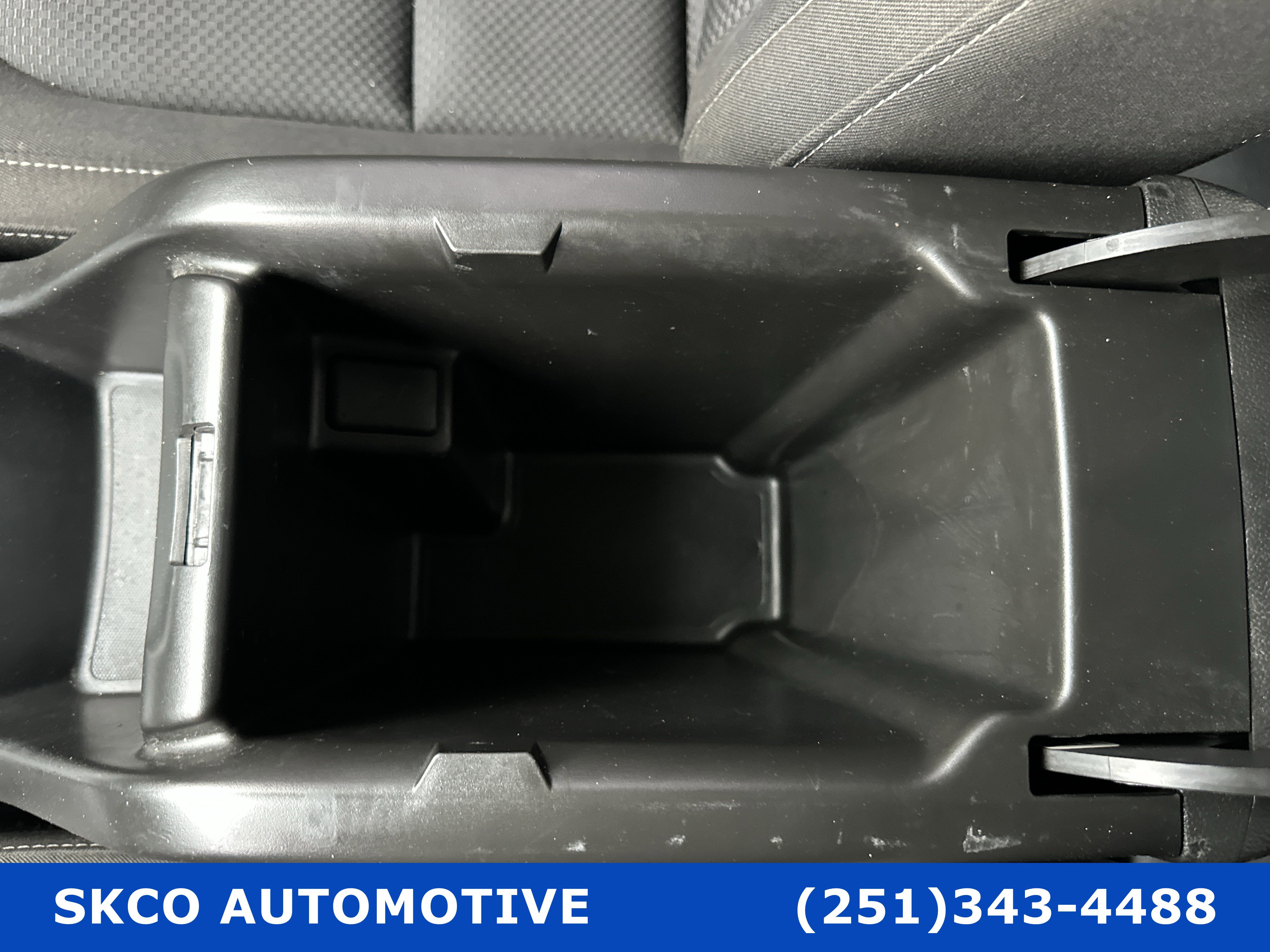 Used 2021 Chevrolet Colorado LT w/ Fleet Safety Package RWD image 25