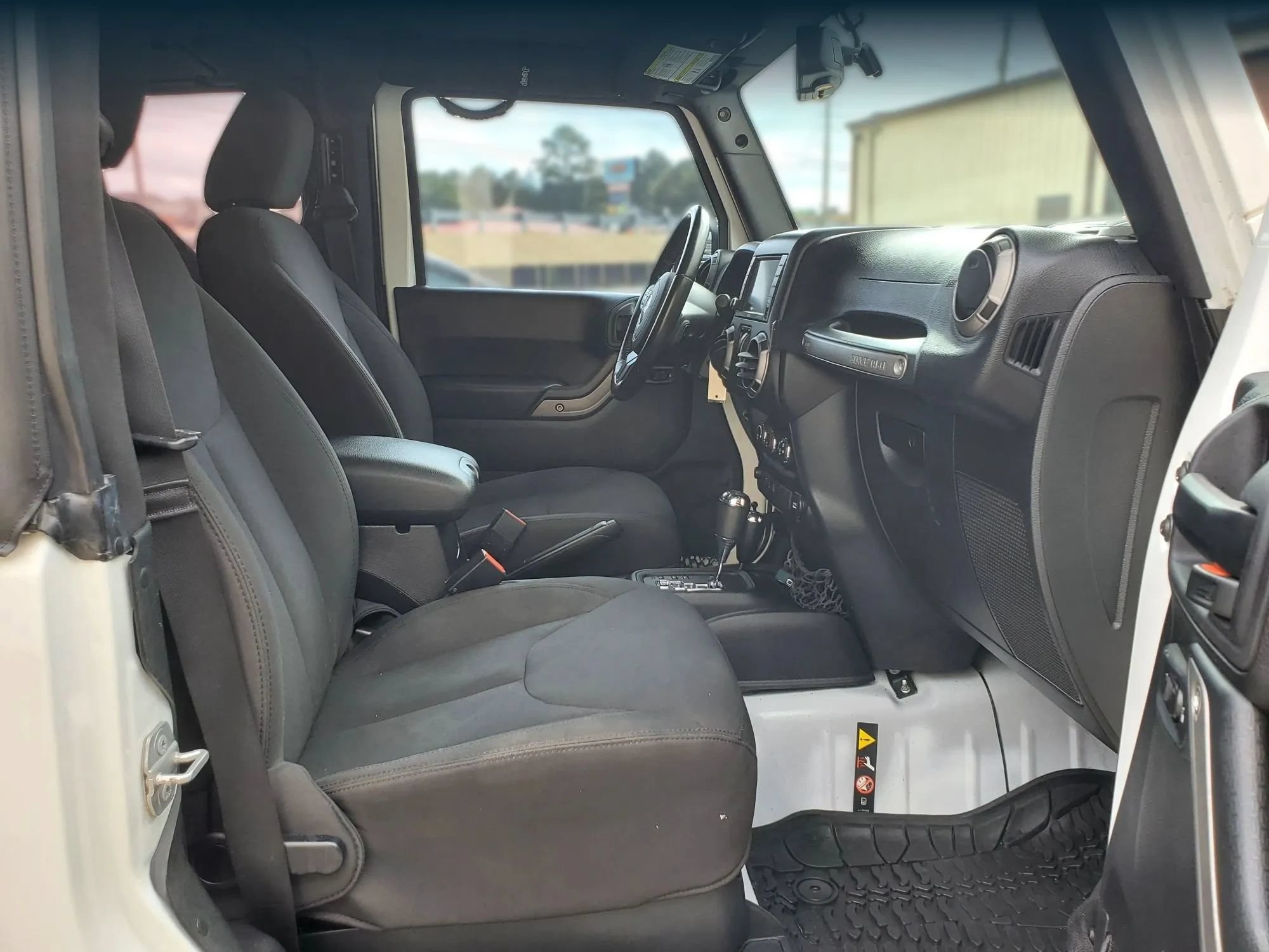 Used 2015 Jeep Wrangler Sport AWD/4WD image 21