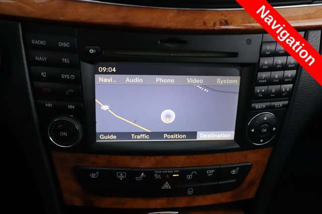 Used 2009 Mercedes-Benz E 350 4MATIC Sedan image 4