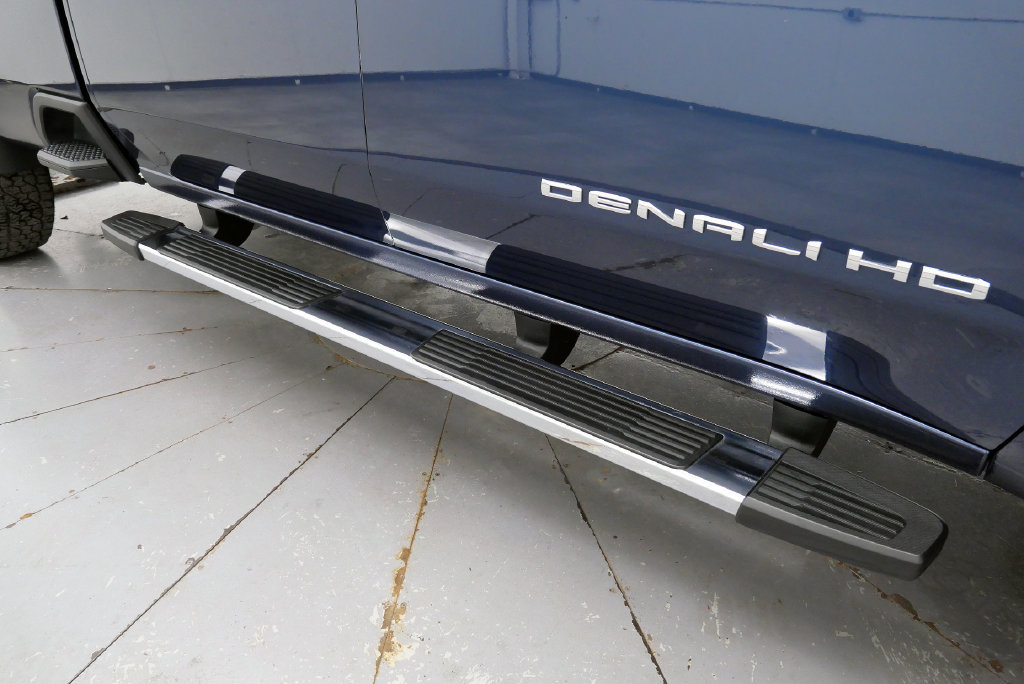 Used 2020 GMC Sierra 3500 Denali w/ Denali Ultimate Package AWD/4WD image 39
