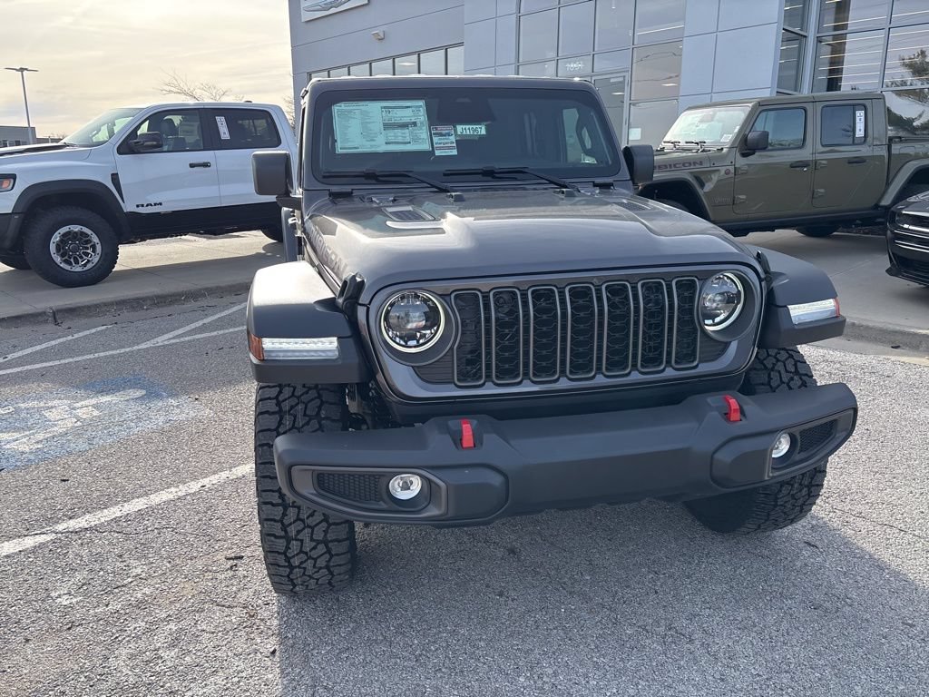 New 2026 Jeep Gladiator Rubicon w/ Steel Power Dome Hood Package AWD/4WD image 9