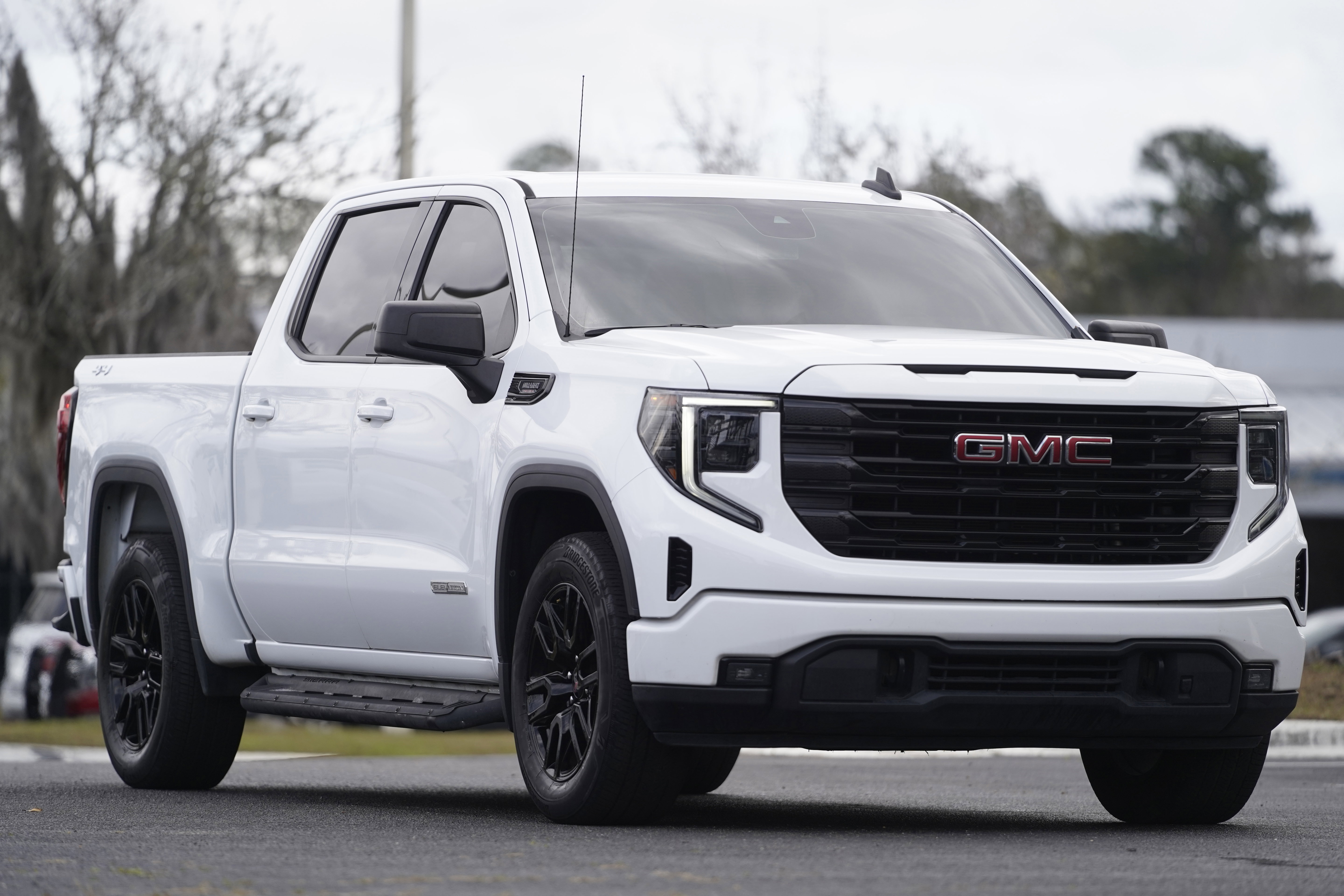 Used 2022 GMC Sierra 1500 Elevation image 37