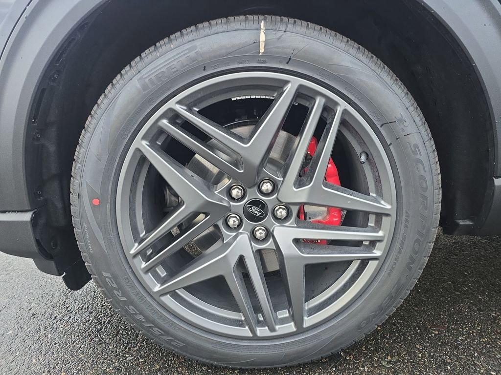 New 2026 Ford Explorer ST w/ Sun And Sound Package image 32